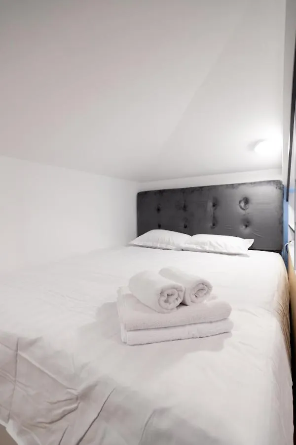 Mansarda Cotroceni Apartment Bucureşti